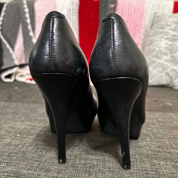 Jessica Simpson black heels - Picture 3 of 4